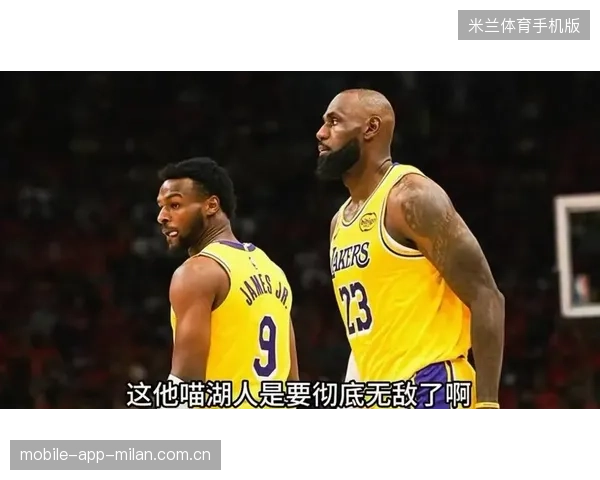 火箭连线配合频频撕裂对方防线，攻防两端无懈可击
