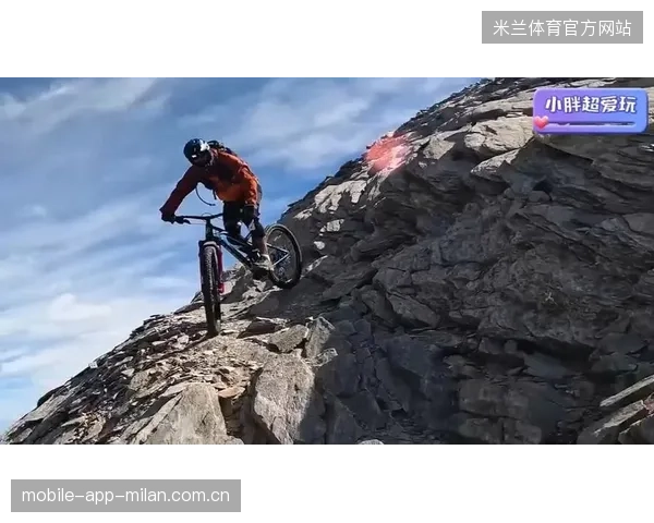 自行车Gang：赛场上的“指挥系统”，战术协作的极限体验